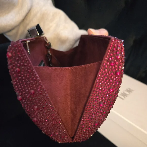 WHBM White House Black Market Elegant Red Crystal Clutch With Chain Strap NWT - Picture 12 of 16